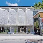 Zen Premium Dewi Saraswati Seminyak