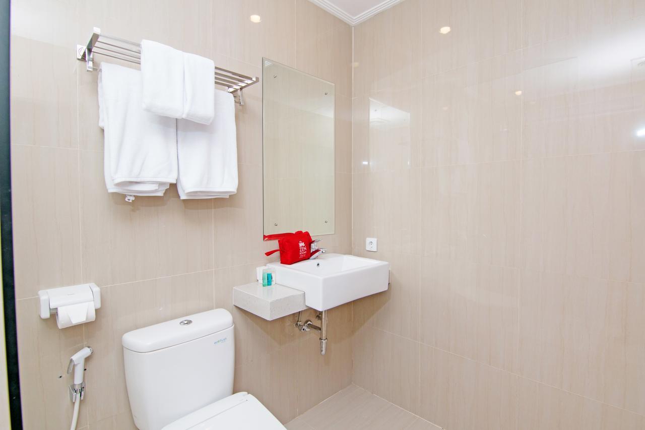 Hotel Zen Premium Dewi Saraswati